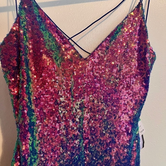 NWT 🥀 B. Darlin Women's Sequin Mini Dress - Picture 7 of 12